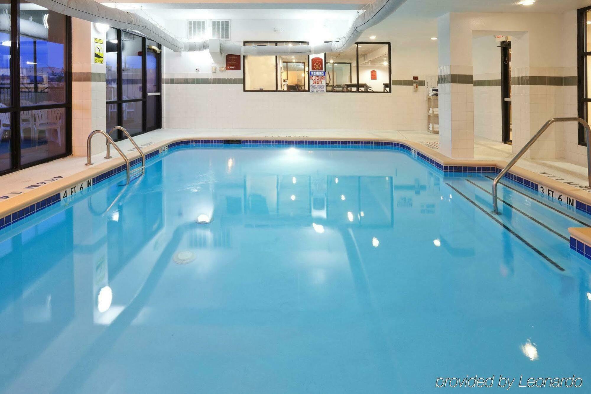 Holiday Inn Express Hotel And Suites Mesquite By Ihg Dış mekan fotoğraf